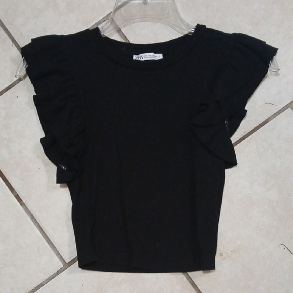 ZARA Womens Size S Black Ruffled Semi Cropped Knit Top